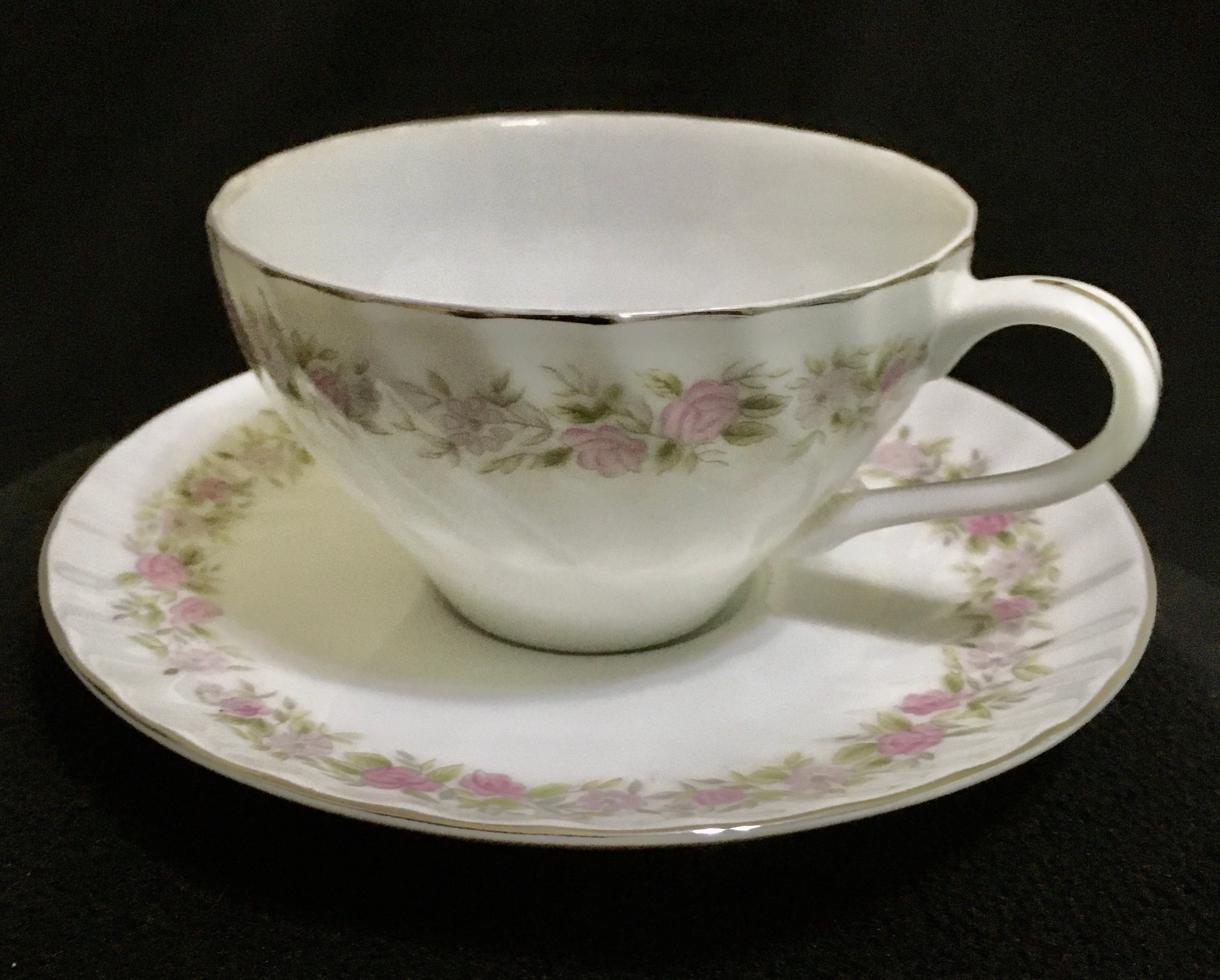 The Dansico Collection Japan Fine China Cup and Saucer Teahouse Rose