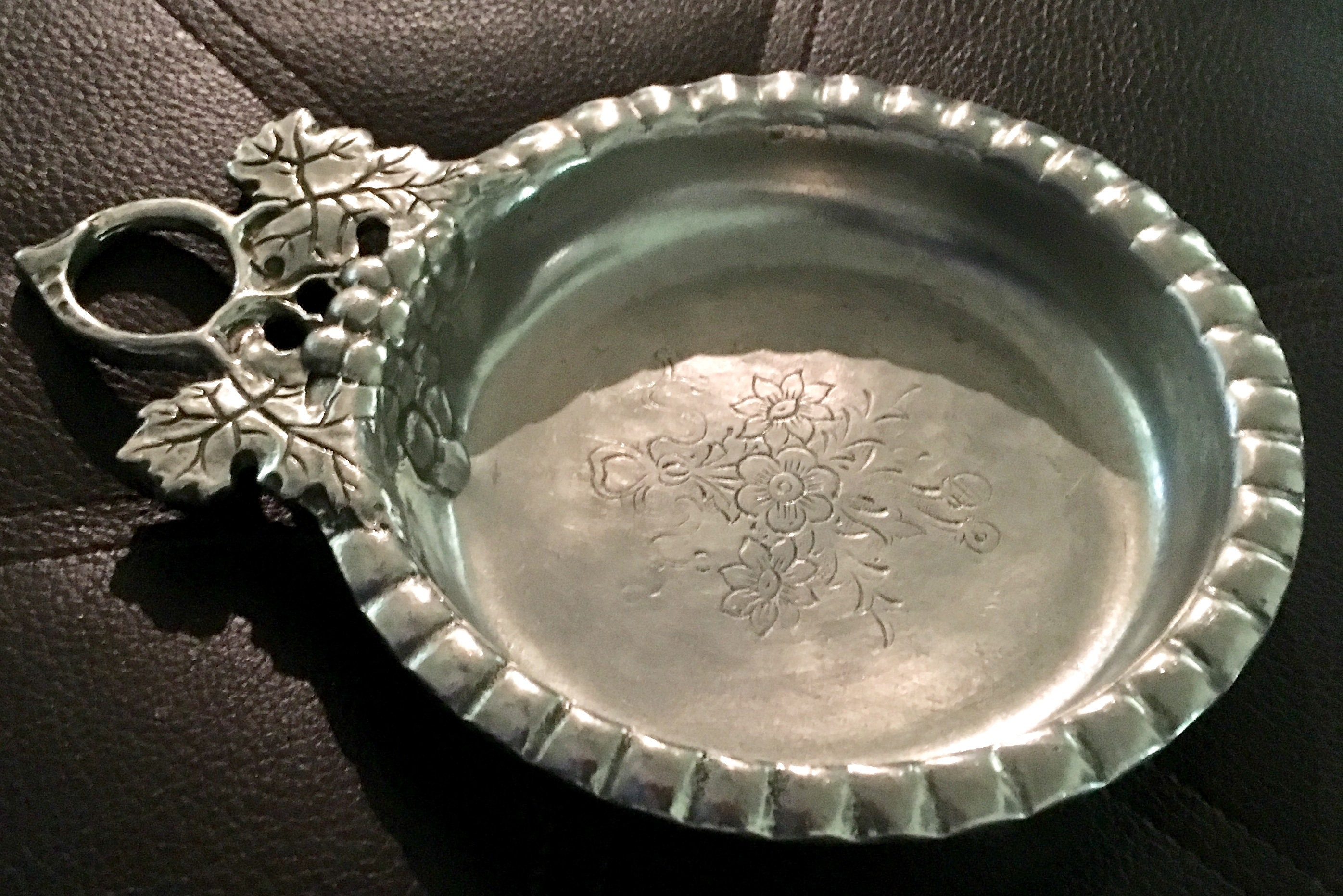 Vintage Pewter Porringer Grape Leave and Floral Design Etain Zinn 1950s