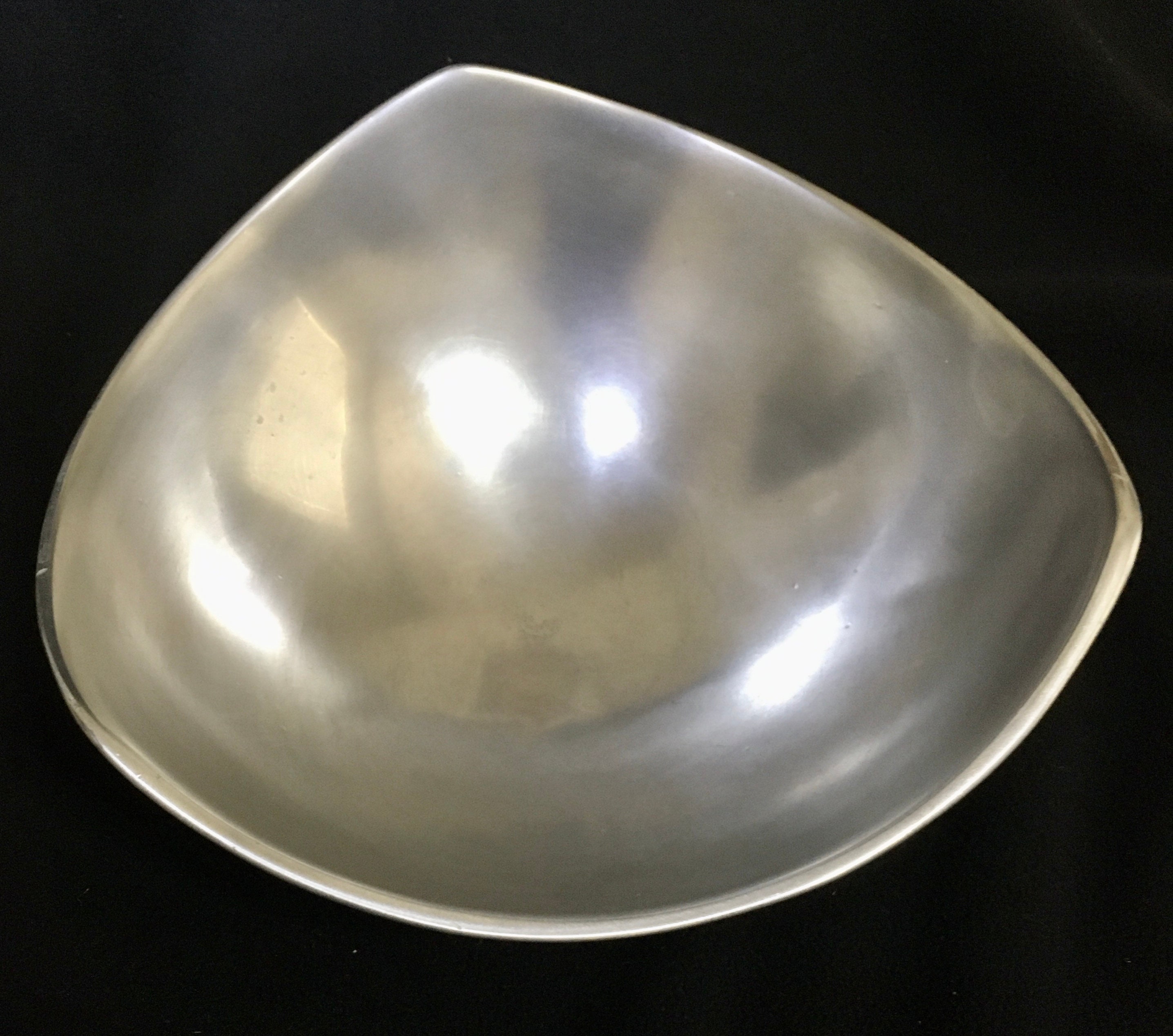 Nambe' TriCorner Bowl 528 11 x 5 Design by Richard K. Thomas 1967