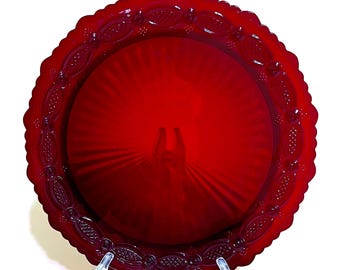 Avon Ruby Red Cape Cod Collection 10 3/4" Dinner Plate