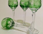 Pasco PAS2 Emerald Green Cordial Glass 4 3 4 quot Cut Grape and Leaf Design Set of Four