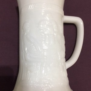 Vintage Federal White Milk Glass Stein/Mug Tavern Scene