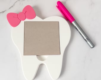 Tooth Sticky Note Holder Desk Accessory Shaped Memo Organizer Dental Office Decoration Idea Dentist Gift Hygienist Present Orthodontist Item
