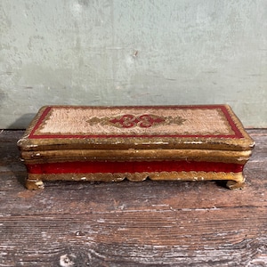 Vintage Italian Florentine gilt wood box
