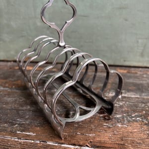 Antique vintage silver plated 6 slice toast rack
