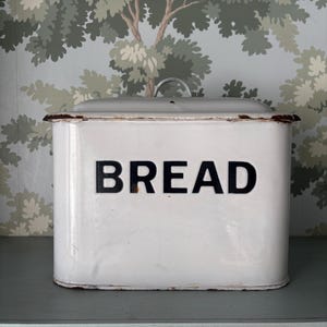 Vintage emaljbrödlåda Kitchenalia
