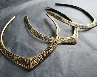 Flat Torque Necklace Brass with Patterns - Boho, boho chic