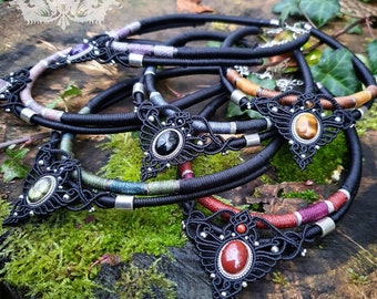 Necklaces Torques Plastron Micro-macramé, Onyx, Labradorite, Red, Tiger's Eye, Amethyst & Rose Quartz Necklace - Fairy, fusion, Boho