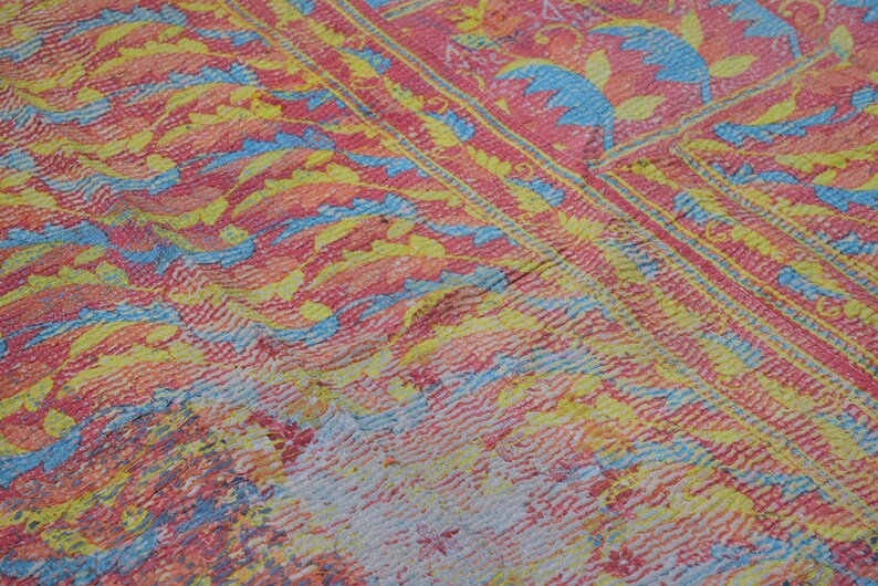 Beautiful Wall Decor and Bed throw Vintage Kantha Quilt Twin size Bed