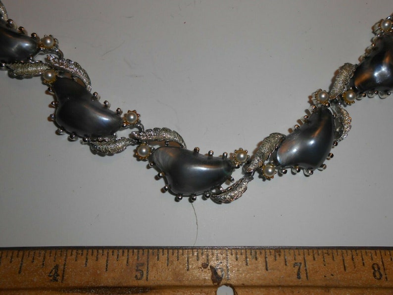 Vintage signed CORO necklace /& Earring set
