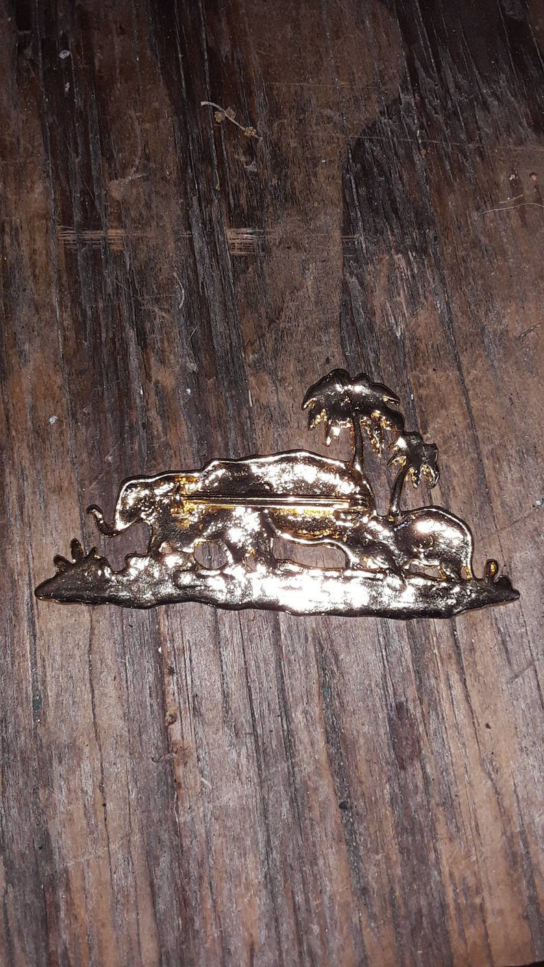 Vintage Golden Elephant Brooch