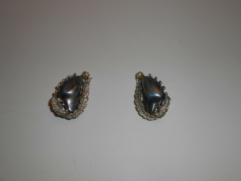 Vintage signed CORO necklace /& Earring set