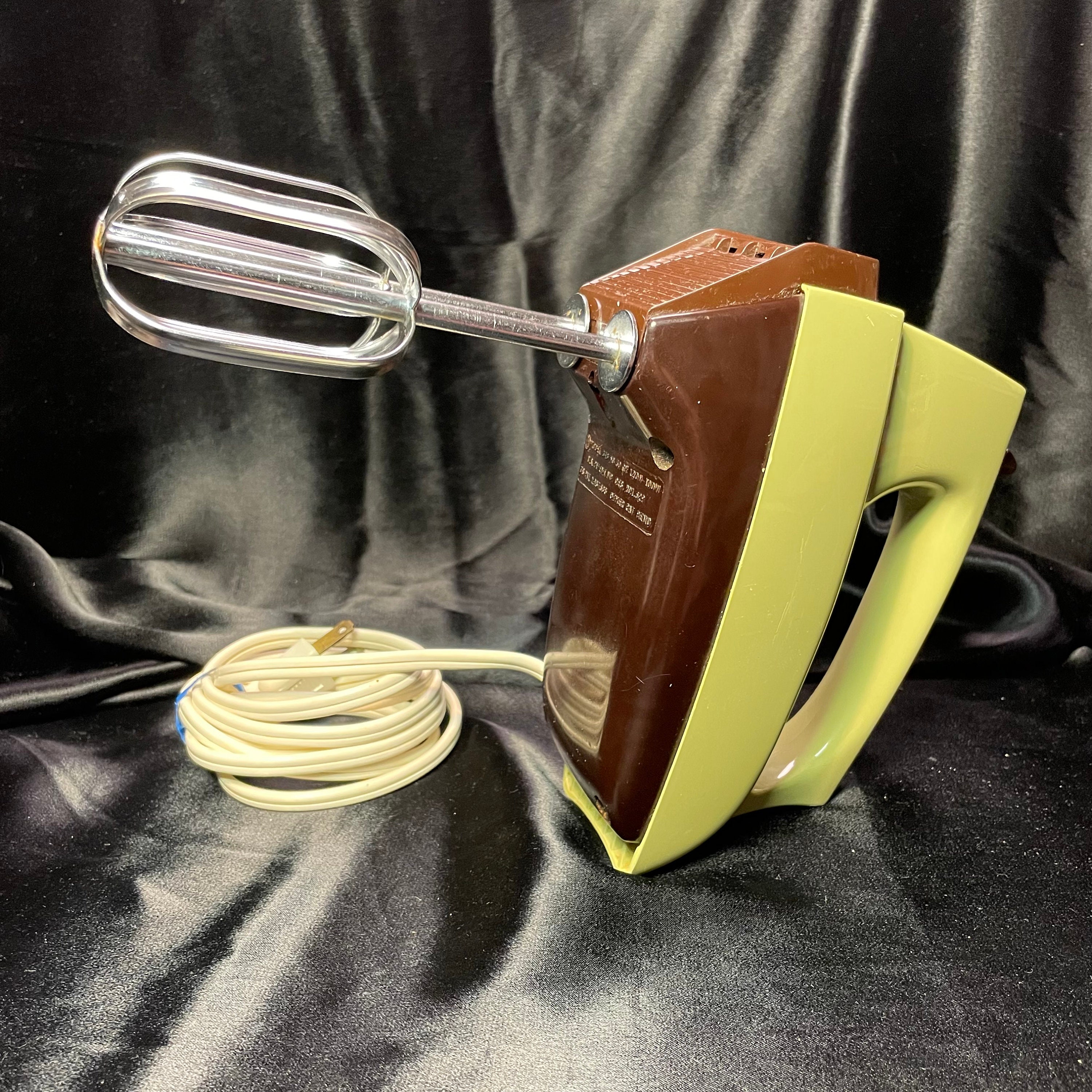 oster hand mixer with storage case