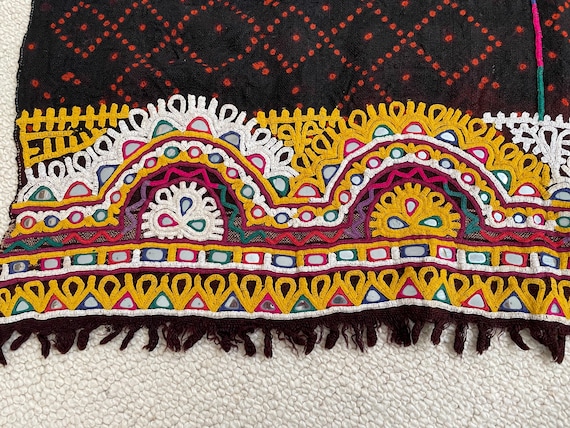 Rabari Ceremonial Wedding Shawl - India - c. 1970s View 6