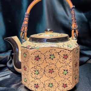 Teapot - Japan - c. 1940s