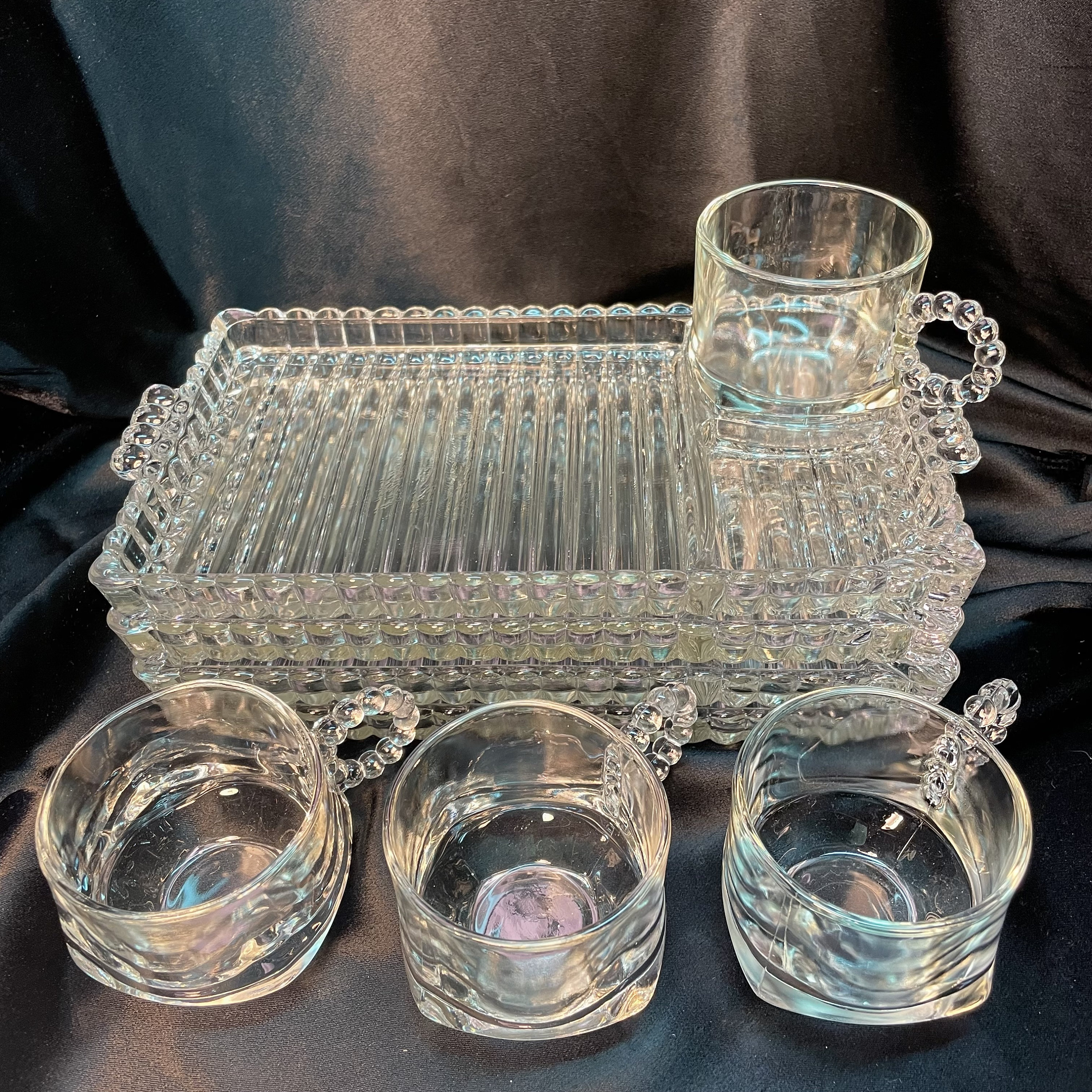 Pressed Glass Snack Set for Four - C. 1960s - Etsy Israel
