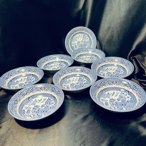 Blue Willow Salad Bowls - Churchill - Staffordshire, England - c. 1980s