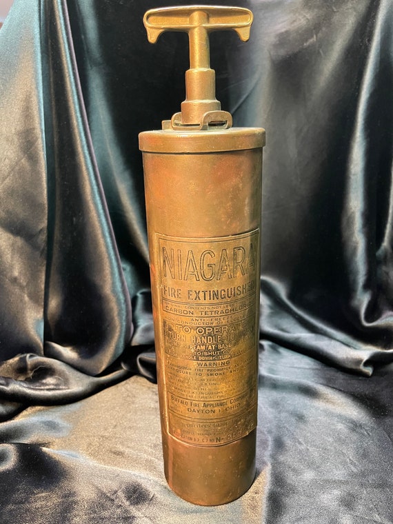 Niagara One Quart Fire Extinguisher – Brass Plated Copper