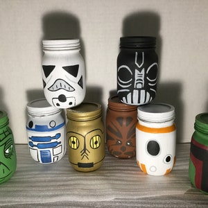Star Wars R2D2 hand painted mason jars and wall decor image 1