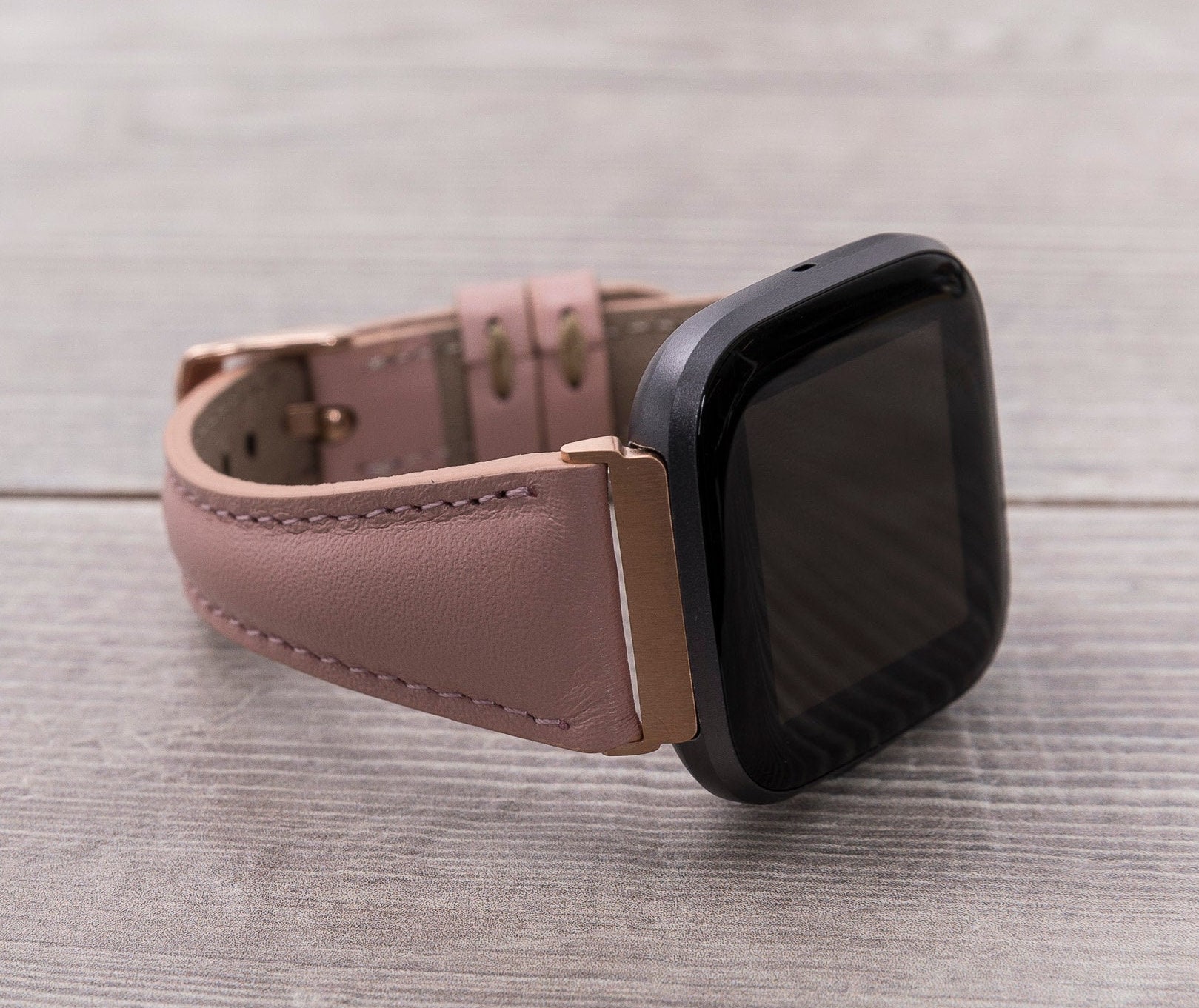 fitbit watch canada
