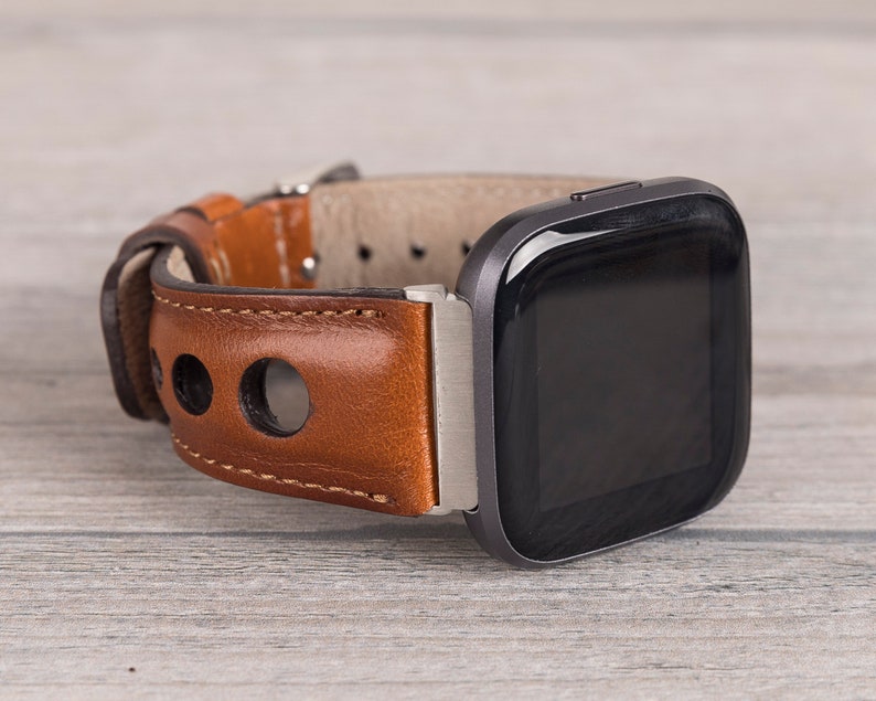 Fitbit klockarmband i brunt Holo-läder, Fitbit Versa 1-2-3-4-Lite-Sense-Sense 2 bild 2