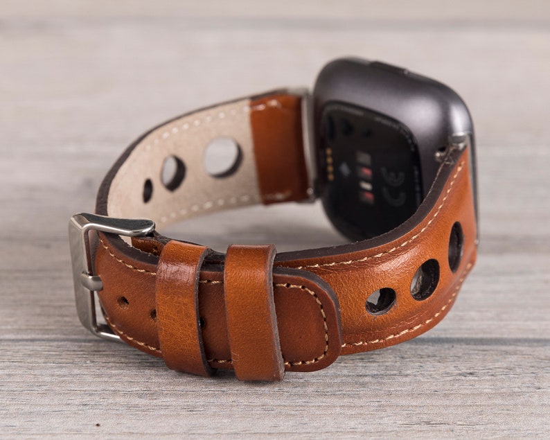 Fitbit klockarmband i brunt Holo-läder, Fitbit Versa 1-2-3-4-Lite-Sense-Sense 2 bild 4