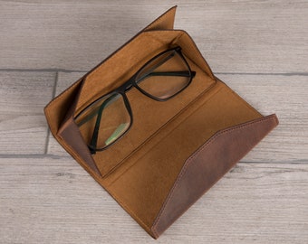 Antic Brown Leather Glasses Case: Personalized Eyeglass Box