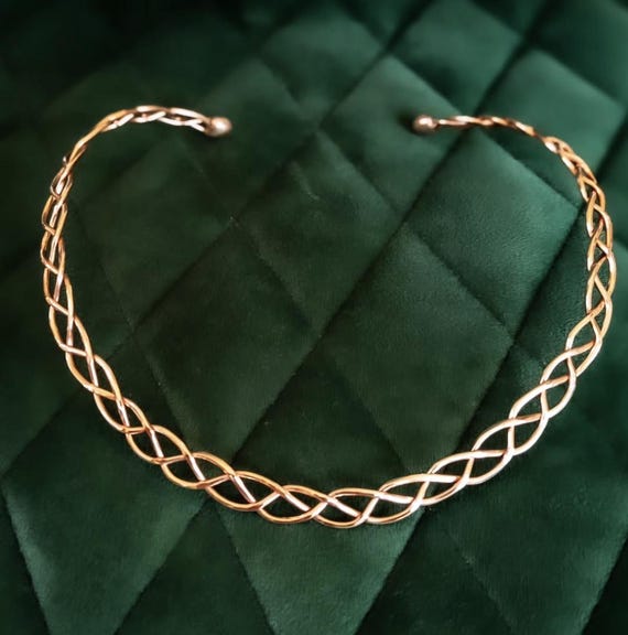 Celtic copper wire necklet