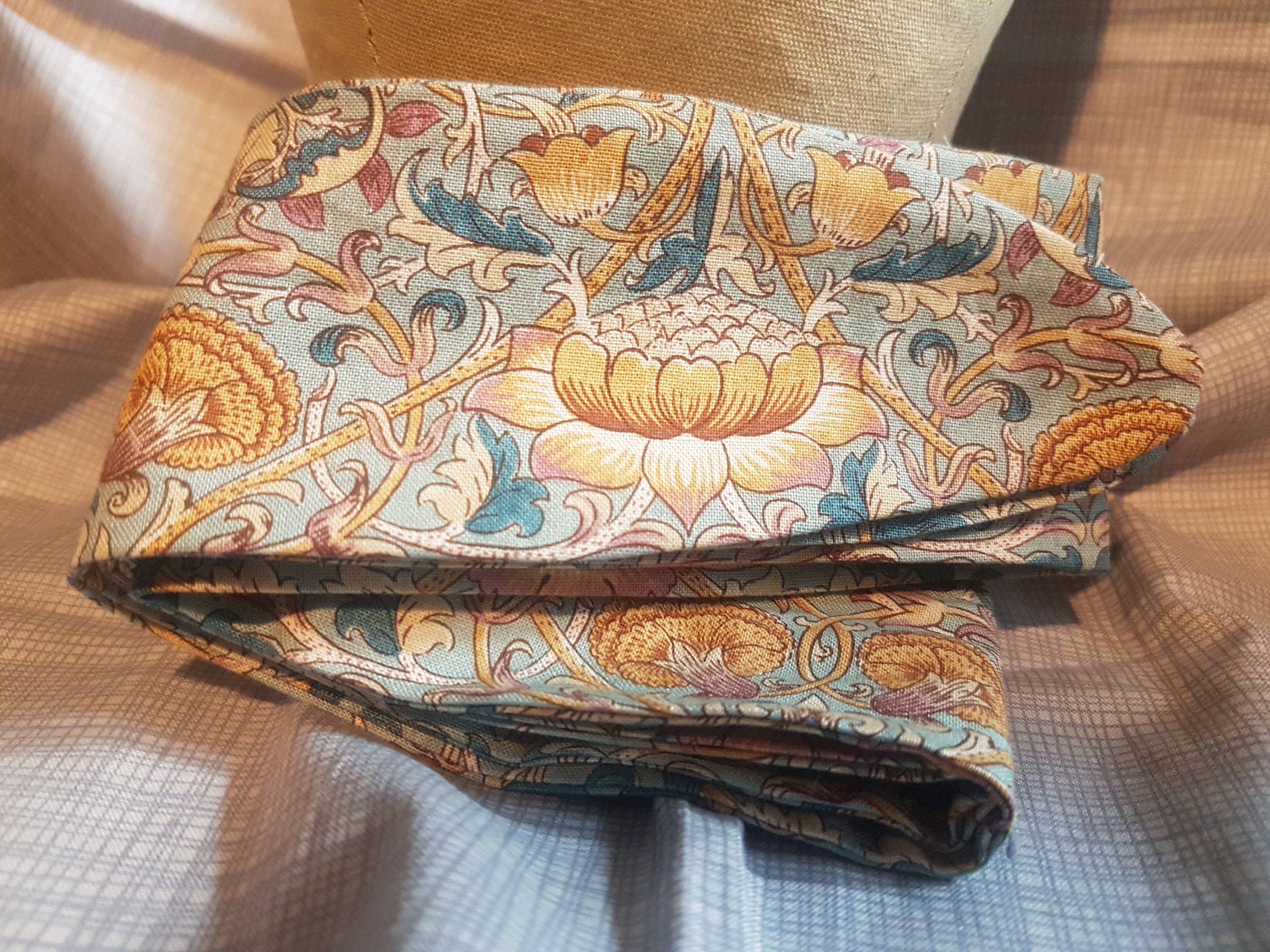 william morris tie