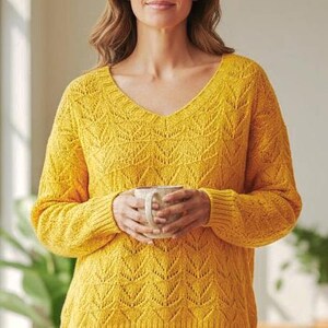 Żółty sweterek dzianinowy z ażurowym wzorem M/L