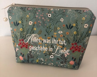 Kulturtasche "Alles was ihr tut geschehe in Liebe"