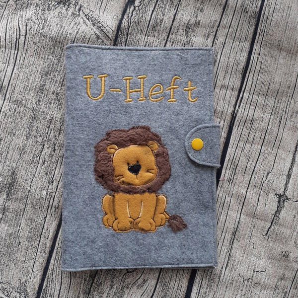 U-Heft-Hülle, Filz, personalisiert, bestickt, U-Pass-Hülle, gelb, blau, Löwe