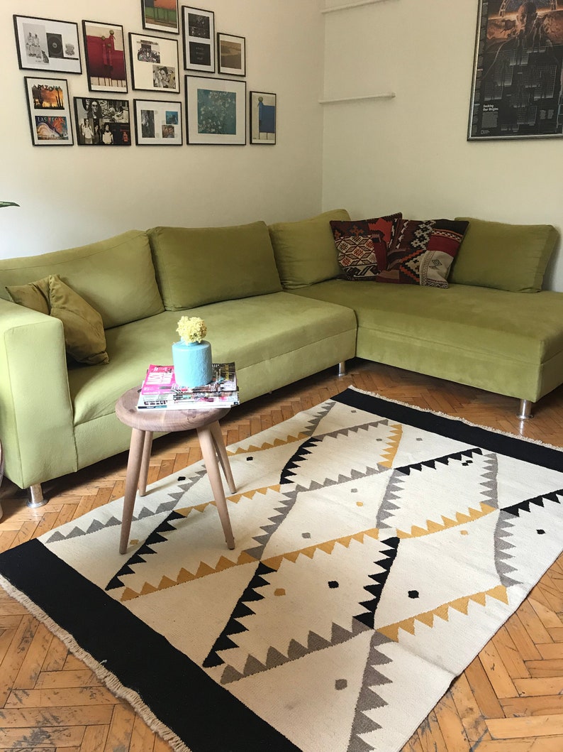 Handwoven kilim rug, Bohemian floor rug, Authentic carpet, Vintage Turkish kilim, Scandivanian design, Monochrome interior design image 2