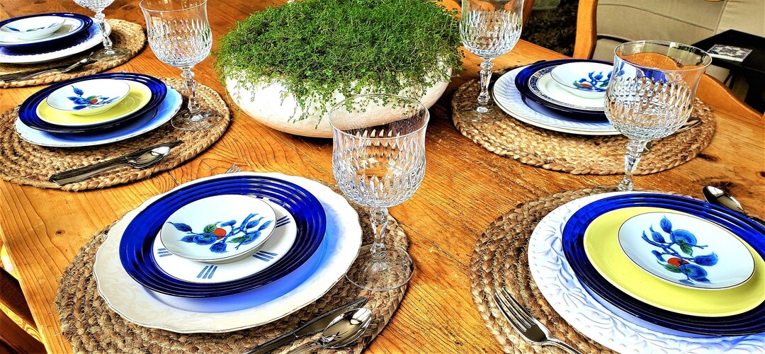 5 Mismatched Place Settings Vintage China Blue and White Berry Floral