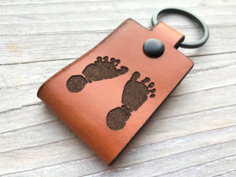 Beautiful handprint of your child, Keychain leather, father and mother,individualizable key ring,special keyring,footprint,childrens drawing image 2