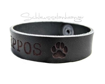 Bracelet avec patte de chien, Bracelets de cuir, de nom, texte, avec nom,patte de chien,empreinte de patte,patte d'animal,imprimé