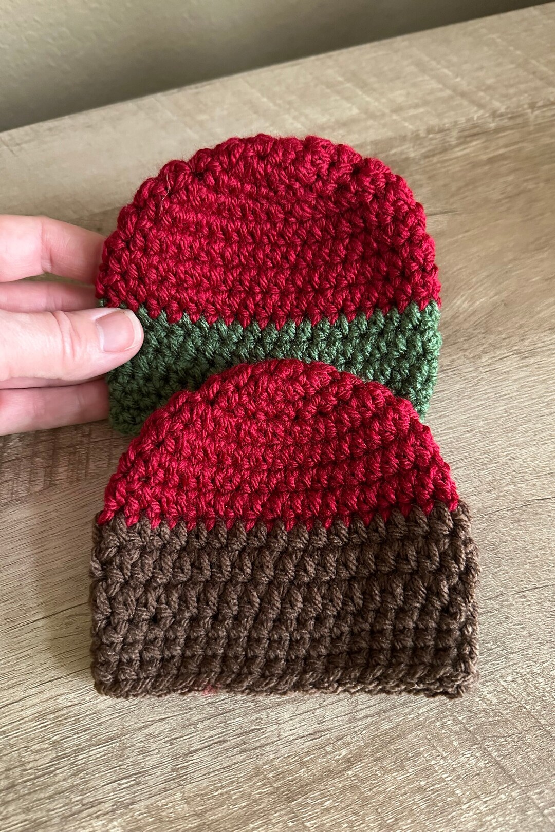 Preemie christmas hats