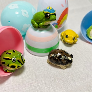 Handmade Polymer Clay Easter Egg Basket Filler Tiny Fat Frog Toad Figurines | Hand-Painted Mini Spring Amphibian Gift Statue Collectibles