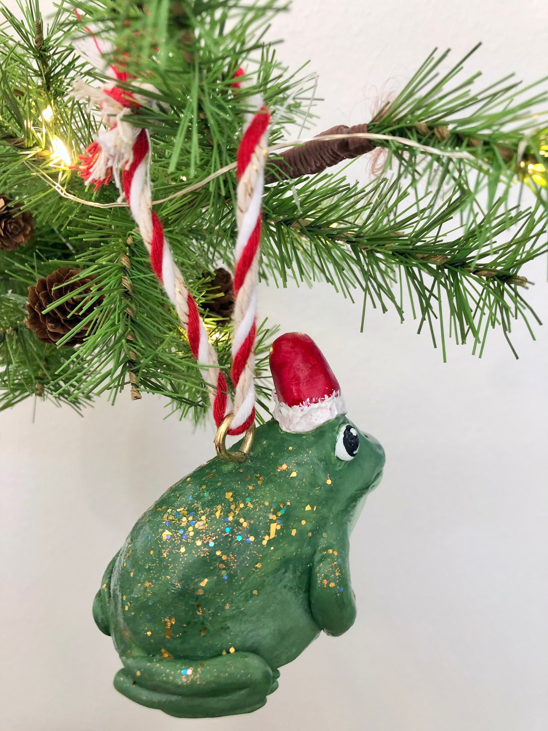 Christmas frog figurines Clearance