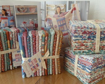 Tilda Village Life Fabrics, Fat Quarter Bundle 300278, 14 Fabrics 53 x 48 cm, Tilda Fabrics, Cotton Fabric, 14 Fabrics 21 x 19 in