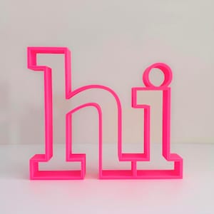 3D Schriftzug „Hi“ – Neon Pink | Moderne Deko | Design Wohnaccessoire