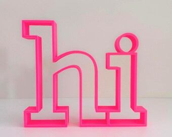 3D Schriftzug „Hi“ – Neon Pink | Moderne Deko | Design Wohnaccessoire