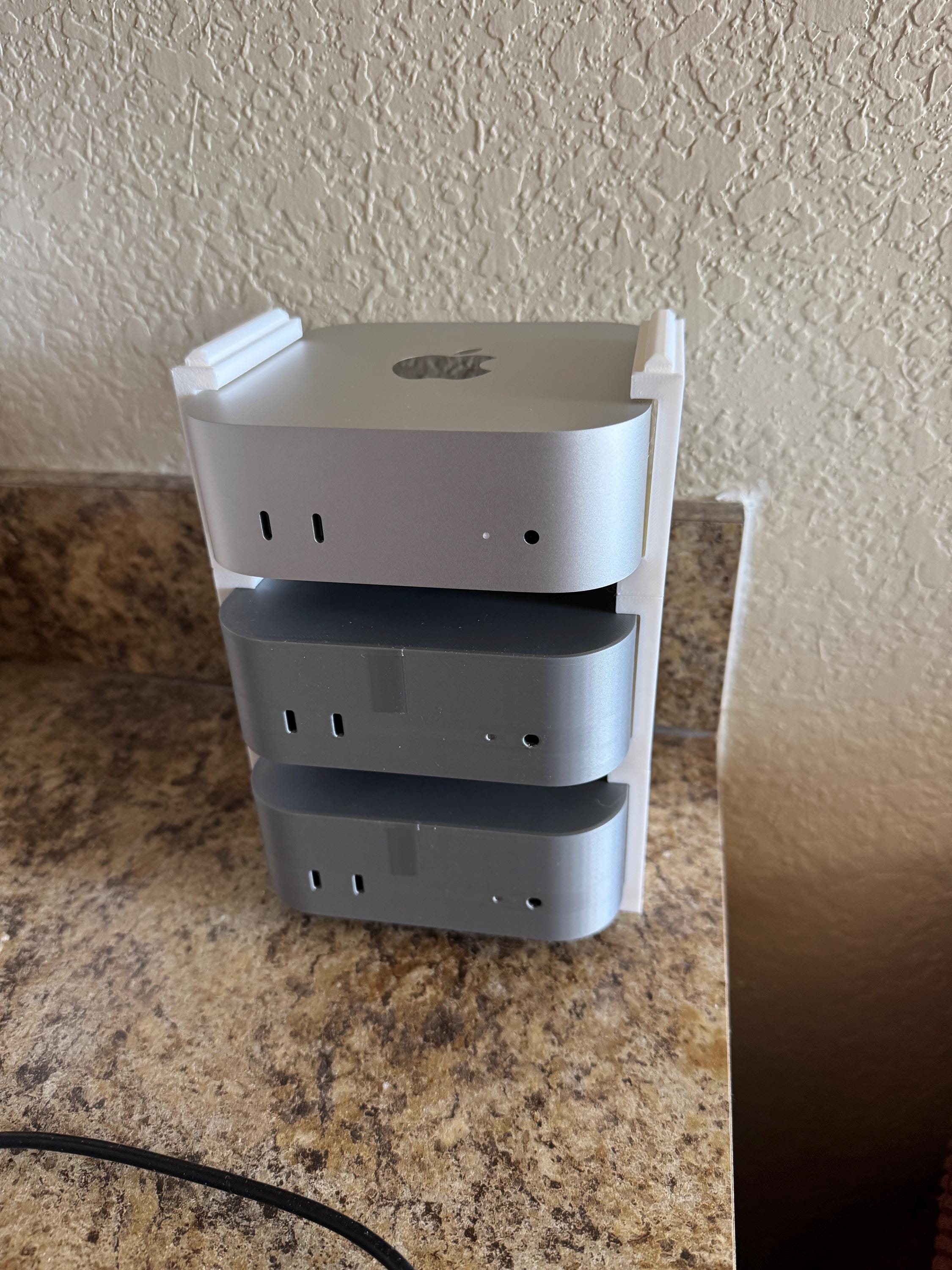 【Takuro Casiopea】アミュレット / Mac miniケース Mac mini M4ケースを探し求めて大手サイトや密林を彷徨ってみる