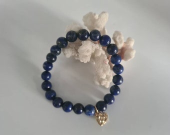 Bracelet, perles lapis lazuli et breloque cœur