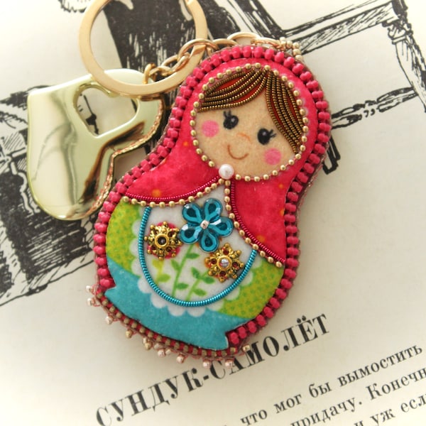 Matryoshka staccabile fascino borsa bambola nidificazione, idée cadeau portachiavi bambola babouchka pour les filles et les femmes.