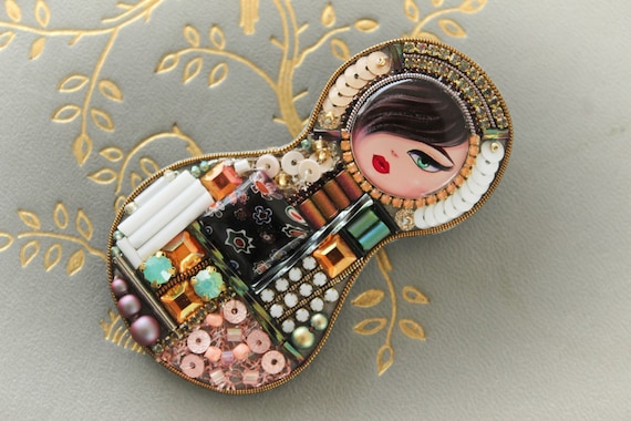 Broches Poupee Russe - Bijoux Colorés Originaux