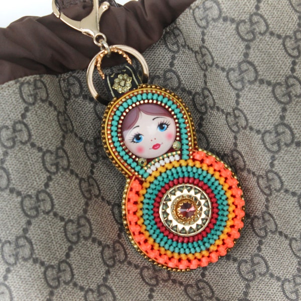 Fermeture éclair détachable russe matryoshka poupée charme, Grande Babushka colorée Poupée nidifiante Porte-clés sacs à main pour cadeau.