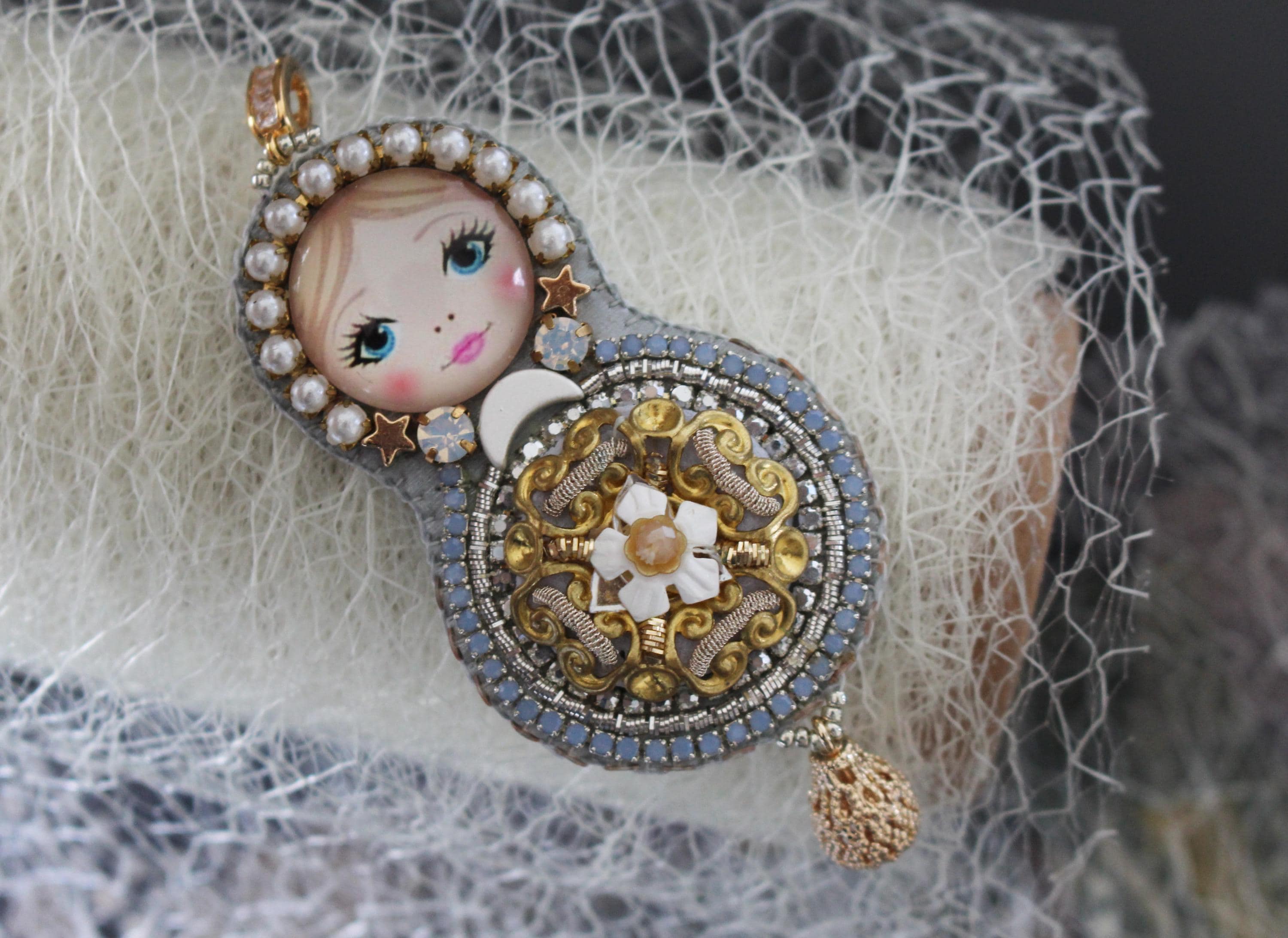 Pendentif Poupée Russe Bronze vieilli