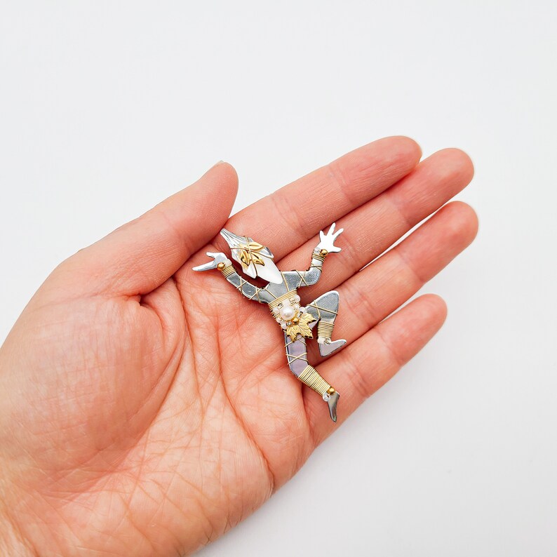 dancing figure silver 2001 wire artisan signed handmade plastic Large Liz Tech Artisan Handmade Thai Dancer Pin Brooch beads