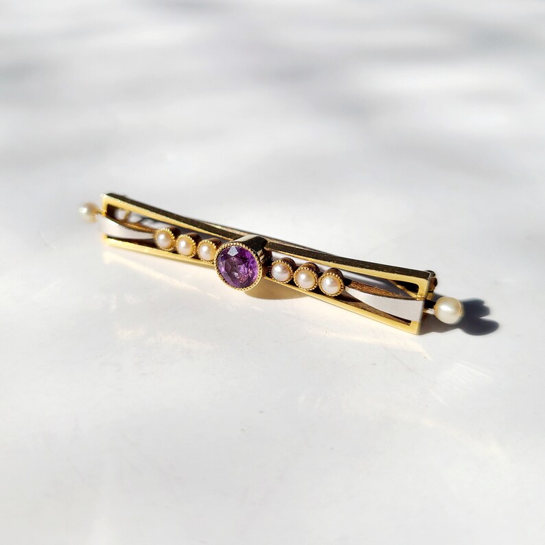 collectible Antique English British 15k 15ct real solid yellow /& white gold art deco pin brooch with faceted amethyst and seed pearls